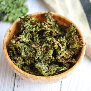 bowl of kale crisps flavoured with cheese and paprika