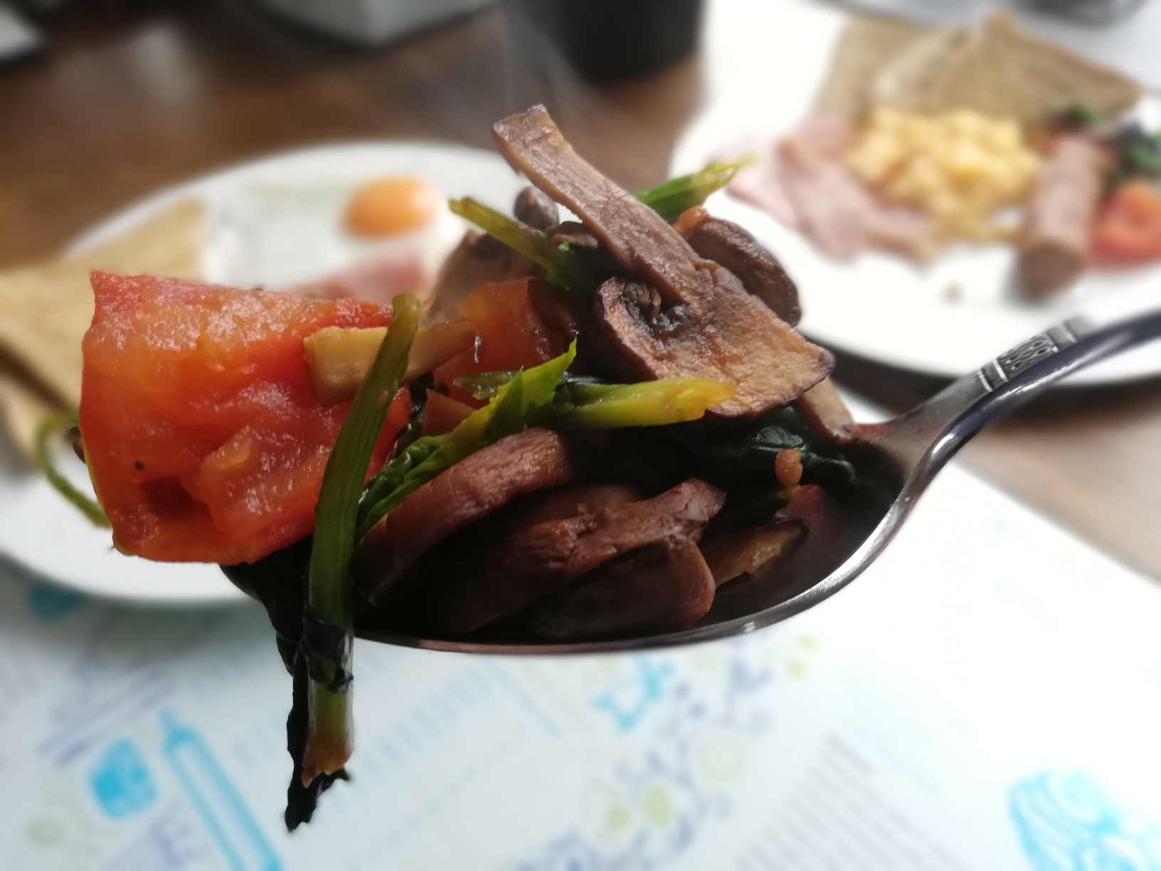 Tablespoon of veg Tablespoon of veg when talking about why portion size is important
